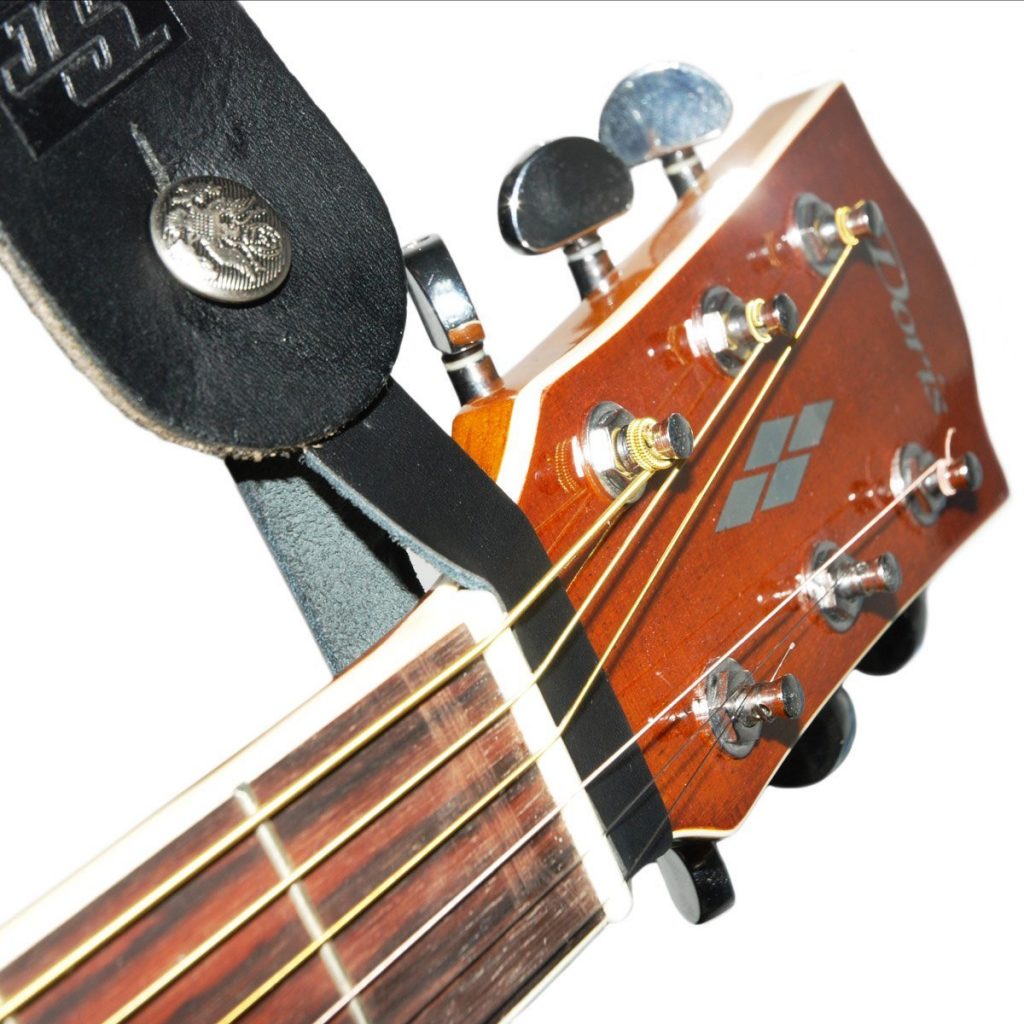 snap-on-strap-guitar
